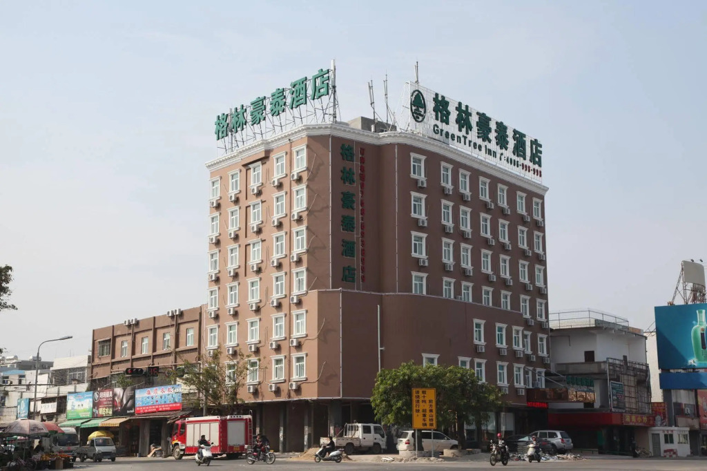 GreenTree Inn Shantou Jinping District Hulu City Yuepu Expressway junction Hotel