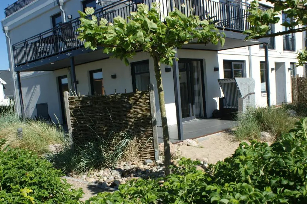 Fehmarn-OstseeferienStrandresidenz Vogelflug 1438