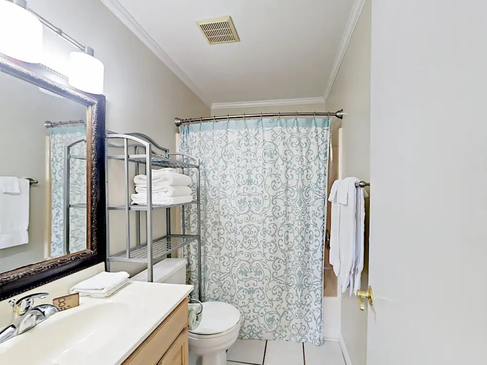 Coastal  In Orange Beach 2 Bedroom Condo