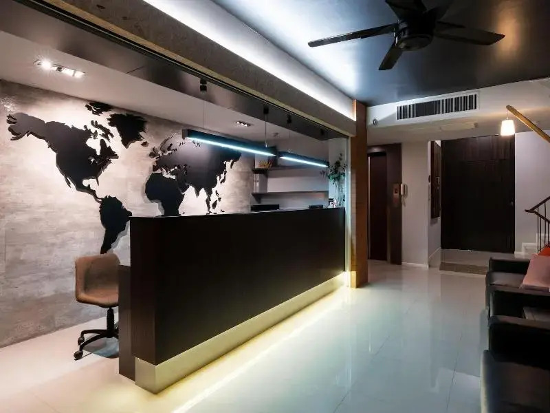 Kitzio House Hotel Huai Kwang