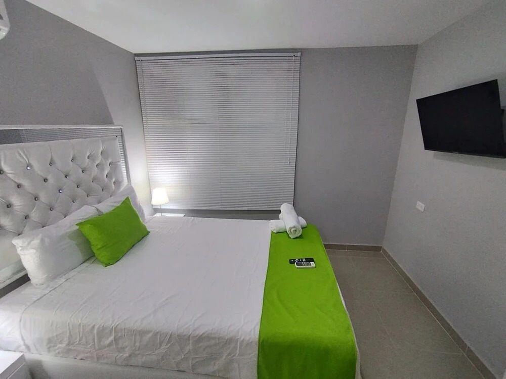 Hotel BM-17  Cerca Al Mar