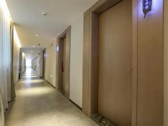 Woqu Service-Style Apartment (Shenzhen Liuxiandong)