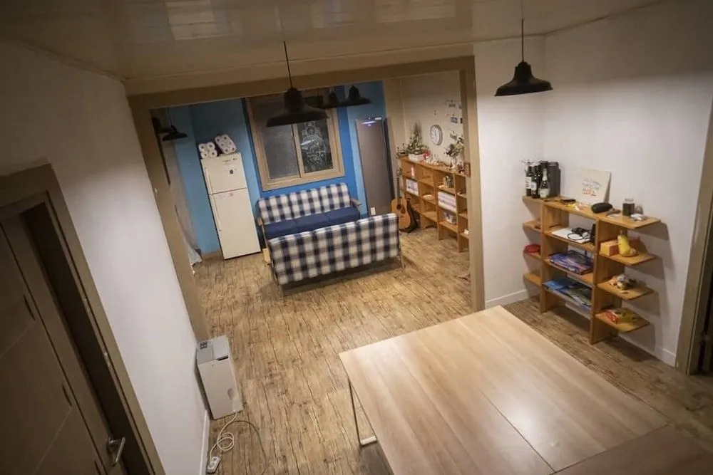 Nomad Inn Jeju - Hostel