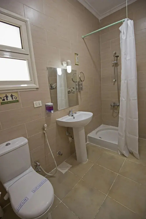 Lilly City Center Hostel