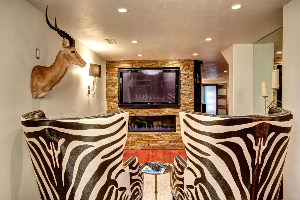 607 Deer Valley Drive