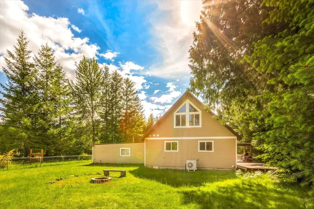 Cottonwood Chalet in Packwood