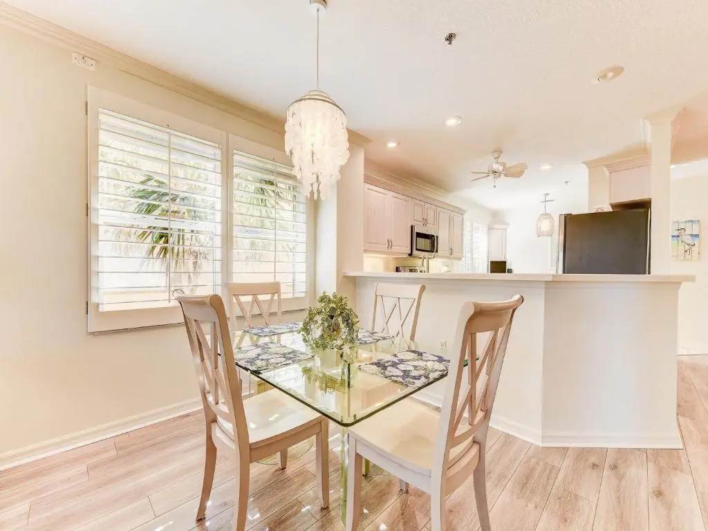 South Beach Club 205, 3 Bedrooms, Ocean View, 2nd Floor, Elevator, Sleeps 6