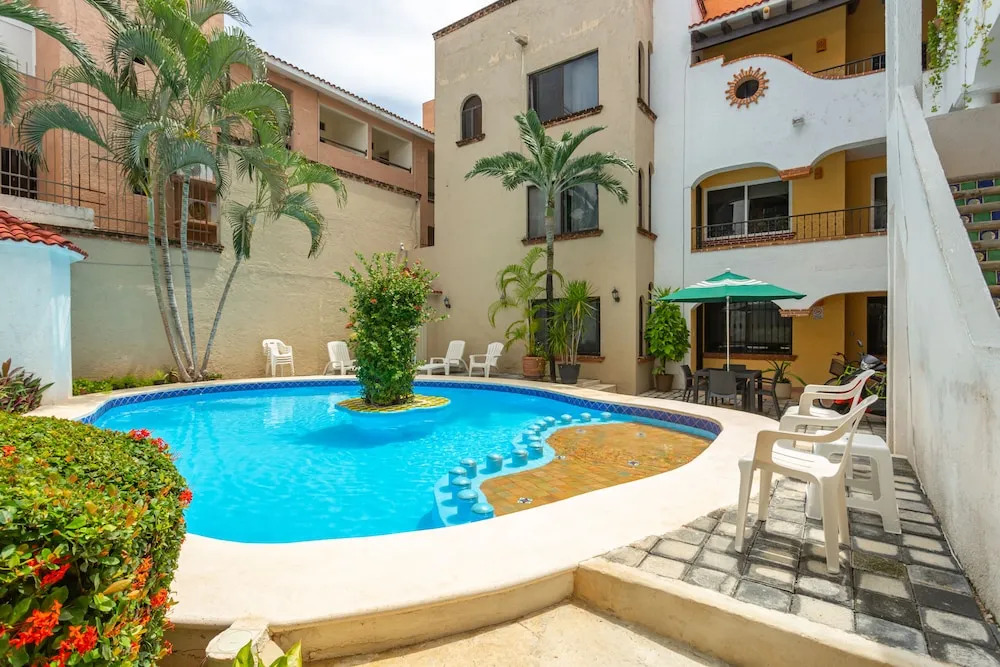 Great Location, High Speed Internet, Beach Club