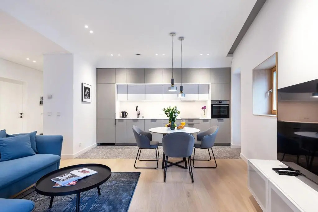 #stayhere - Brand New & Ultra Modern 1BDR Upscale Neighbourhood Paupys