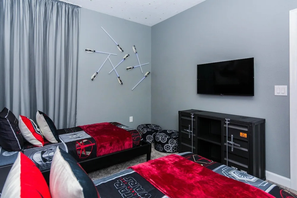 Modern Single Home - Pool and Game Room