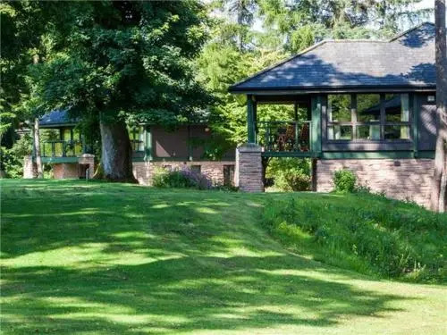 Cameron House Detached Lodge L67