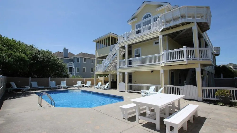 Garbo's Getaway - 8 Br Home