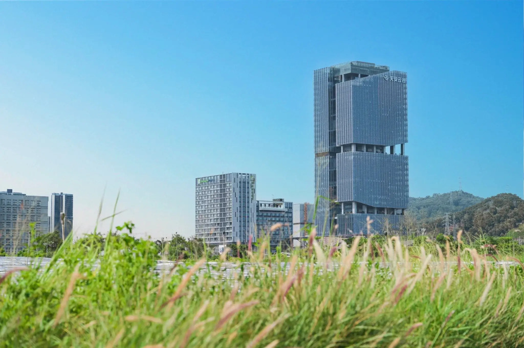 EVEN Hotels Shenzhen Guangming Cloud Park by IHG
