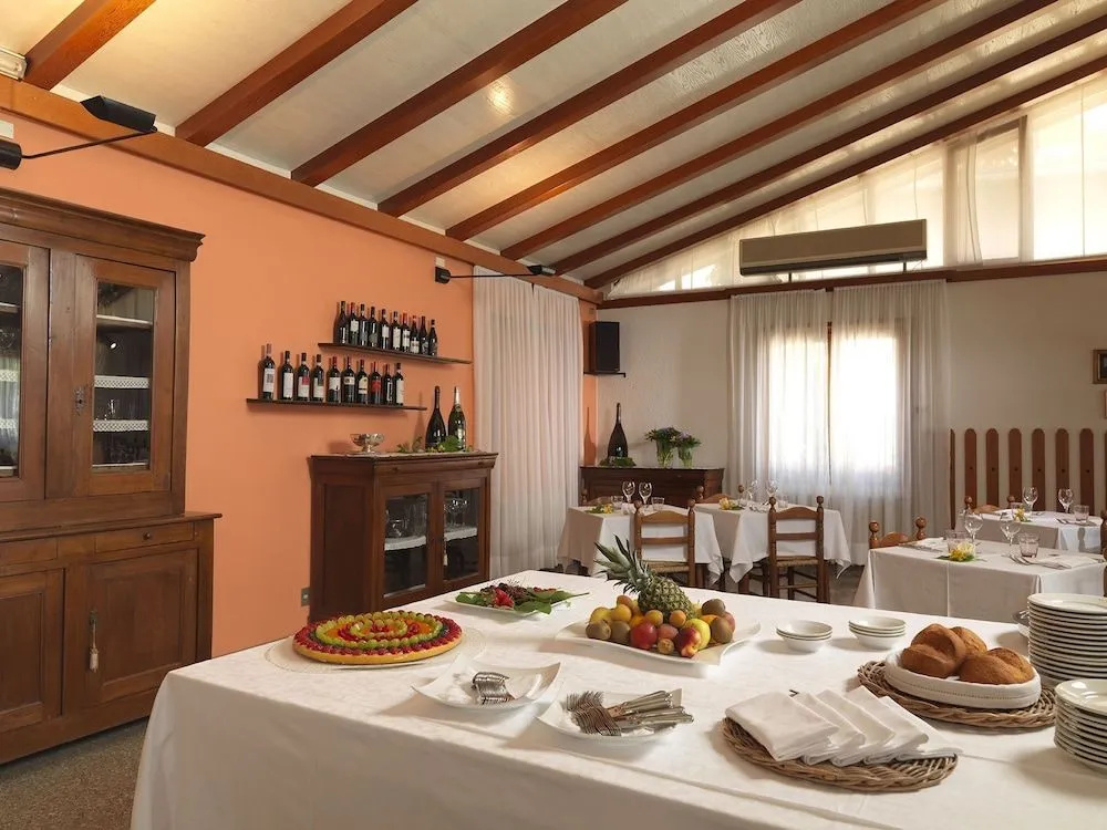 Albergo Miralago