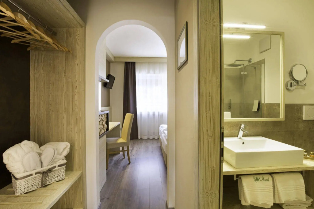 Hotel Azola