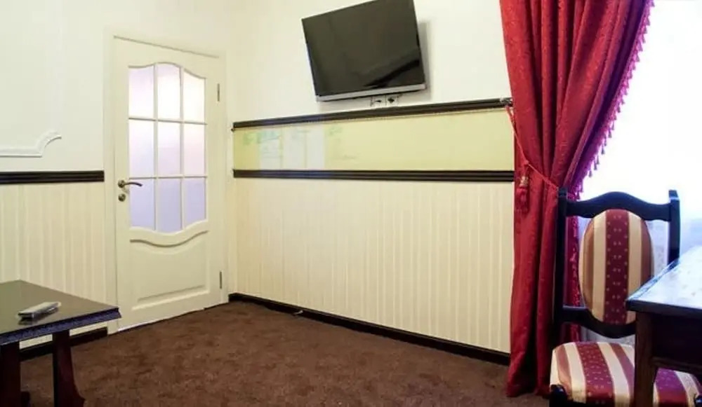 Lux Apartment on Horodocka 4-Two Separate Bedroom Apartment