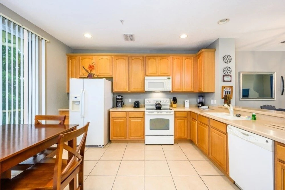NEW 3 Bedroom Townhome [cdc Compliant] l 4008 Home