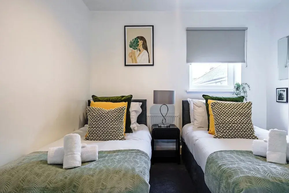 Whitchurch Road Retreat in Cardiff