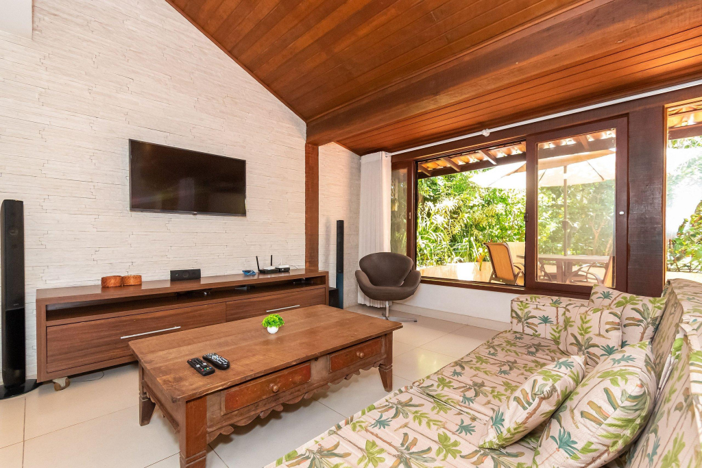 Casa Em Búzios Com área De Lazer | Rdv 02