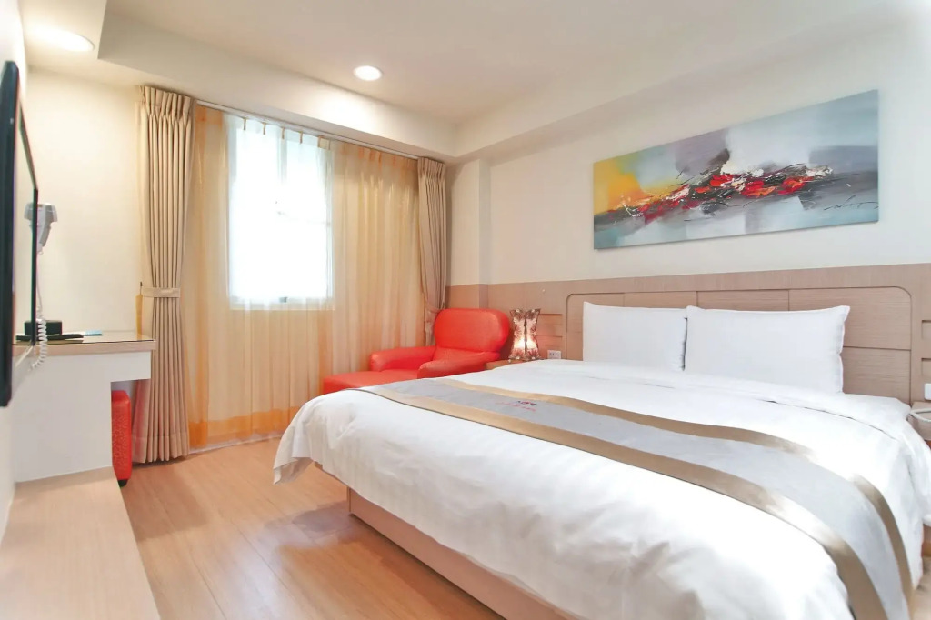 Clownfish Resort