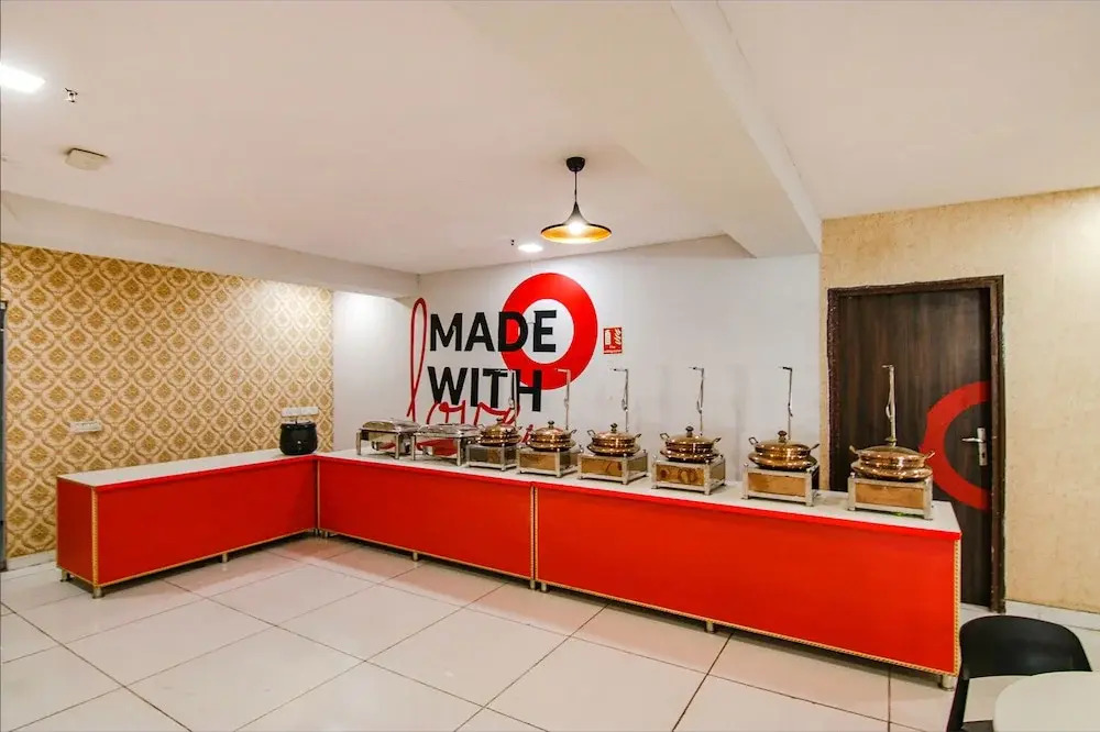 FabHotel Moro Rohini Sector 11