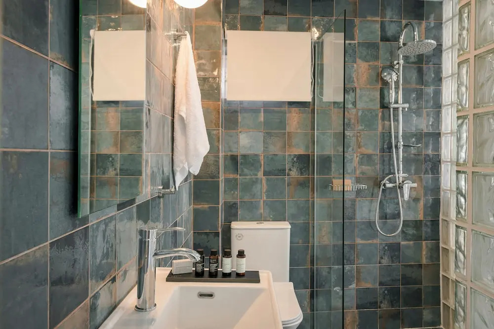 Aria Blue Suites