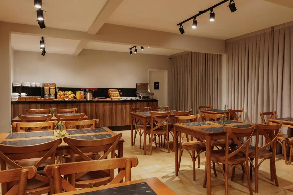 Avant Hotel - Centro da cidade - Melhor localização - 10min de Nova Trento