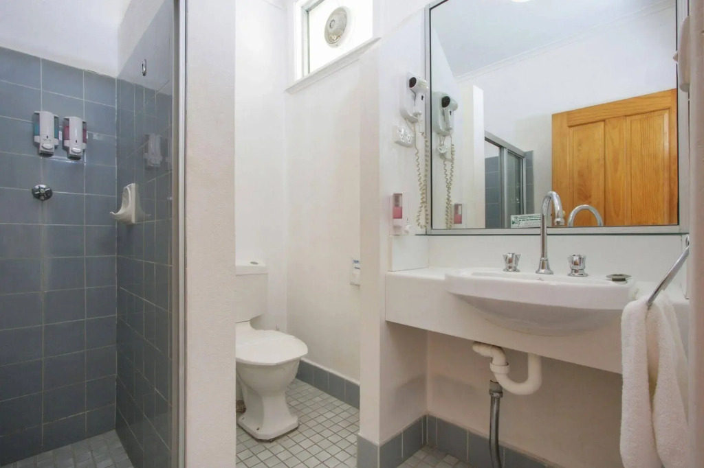 Redhill Cooma Motor Inn