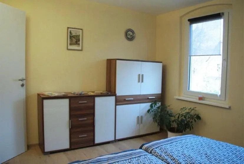 Ferienwohnung Mit Balkon in Schmolln