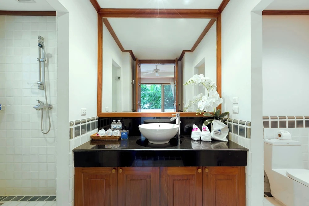 Katamanda B2 Tropical Pool Villa Kata Beach
