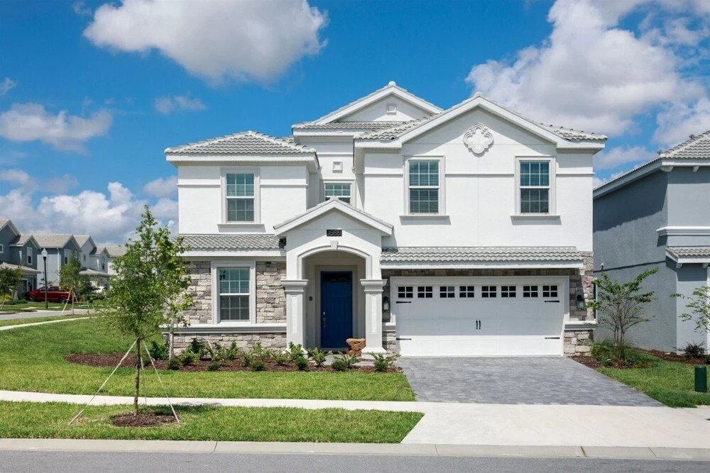 8BR 5BA Vacation Home In ChampionsGate