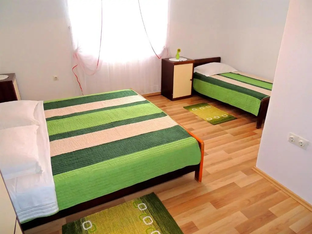 Apartments Nikolina