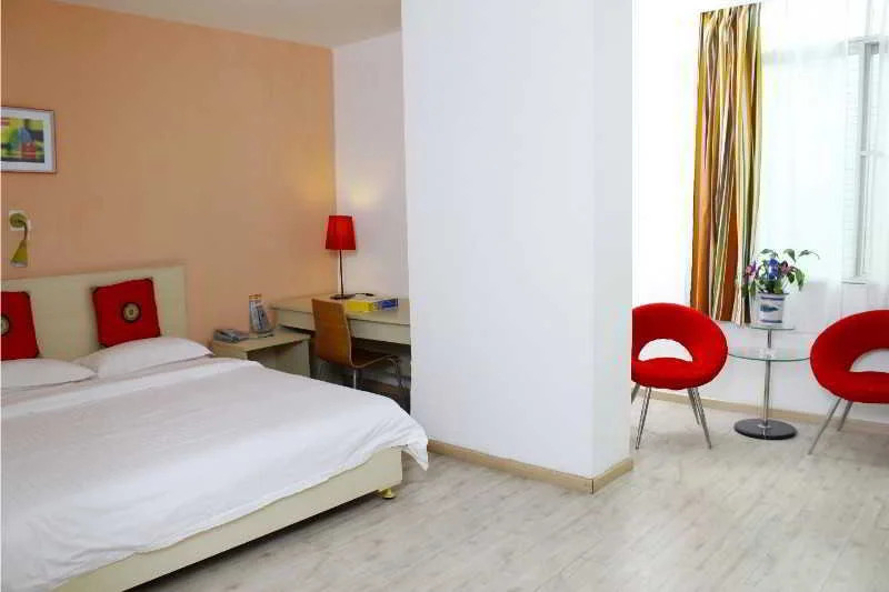 Super 8 Hotel Guangzhou Huanghuagang Branch