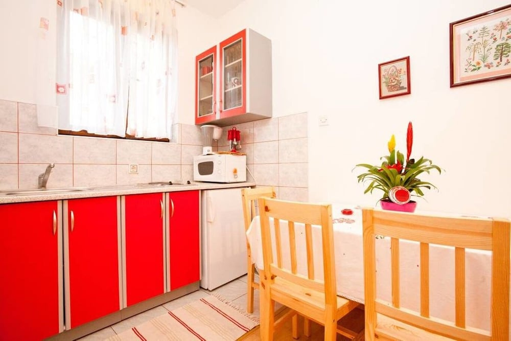 Apartments Miro
