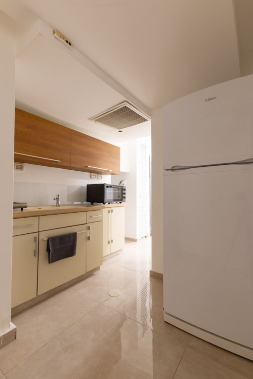 Huge & Lovely Unit 2BR 2BT By the beach