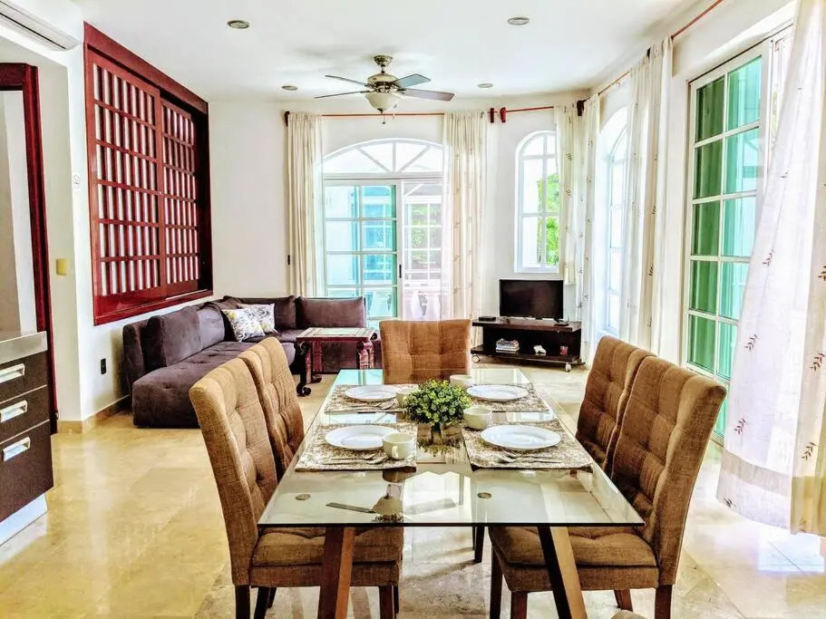 18br up to 50guest Castillos Playacar walk to Beach and 5th Ave 1000Mbps