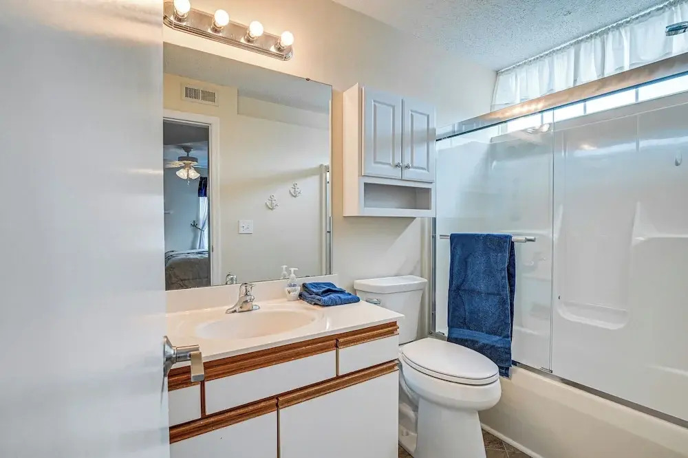 Pool Access & 2 Mi to Ocean: Myrtle Beach Condo!