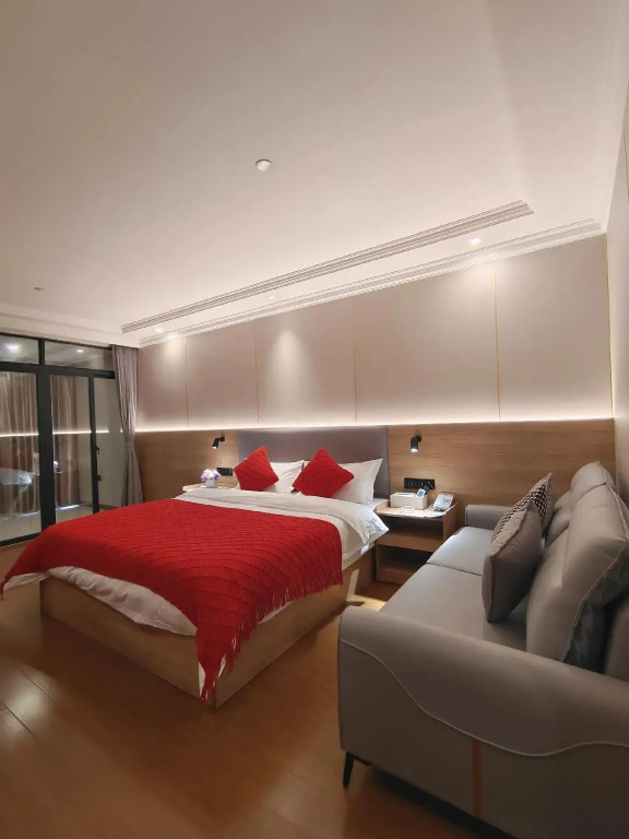 Jinjiang Inn Style Hotel (Nanchang Liantang Middle Avenue)