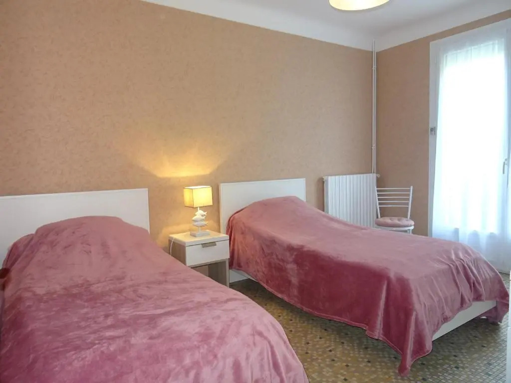 Charmant T3 avec Jardin Clos à 700m de la Plage et Commerces - FR-1-92-768
