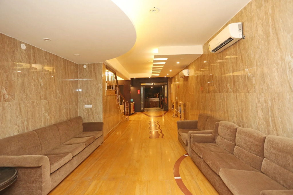 Hotel O The Avenue Residency