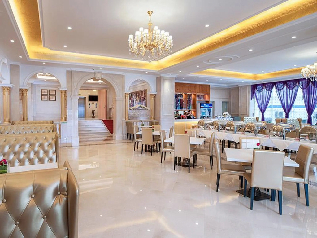 Vienna Hotel Shenzhen Longgang Dayun Center Branch