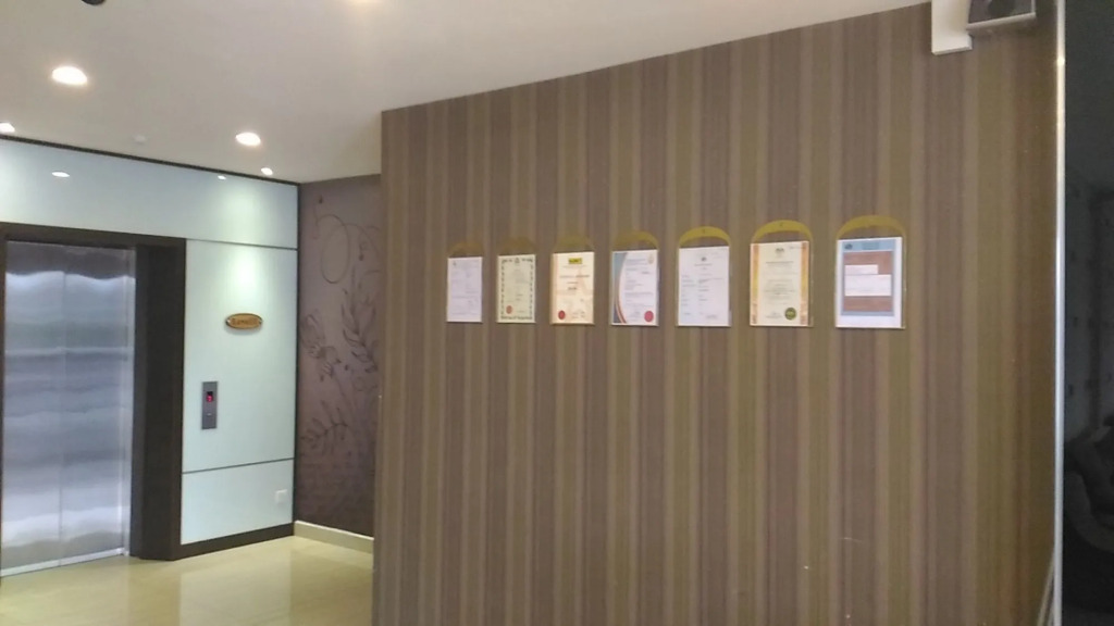 Chariton Hotel Nusa Bestari