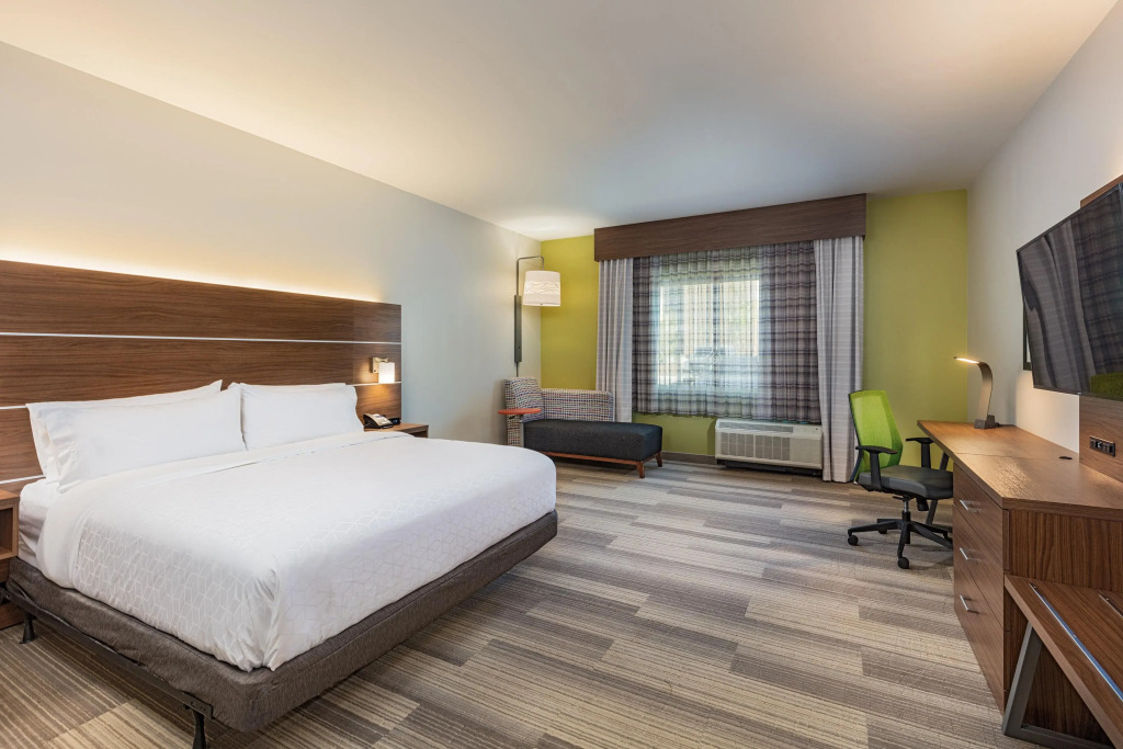 Holiday Inn Express & Suites - Moreno Valley - Riverside by IHG