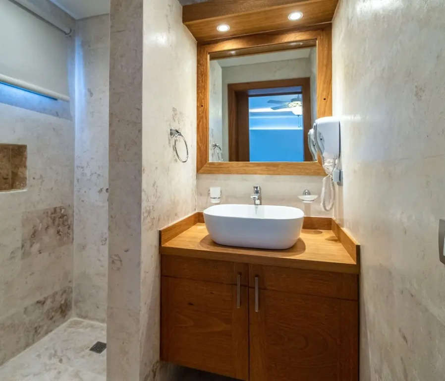 Nicole ApartHotel