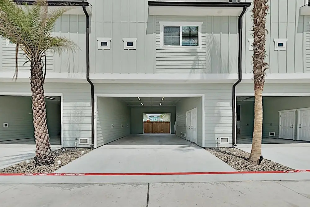 1701ssta 3 Bedroom Townhouse