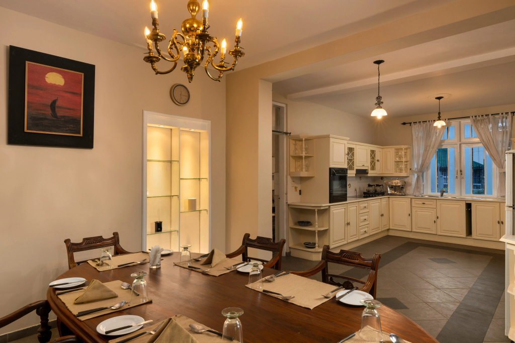 Отель Grand Bungalow Nuwara Eliya by Seven Angels