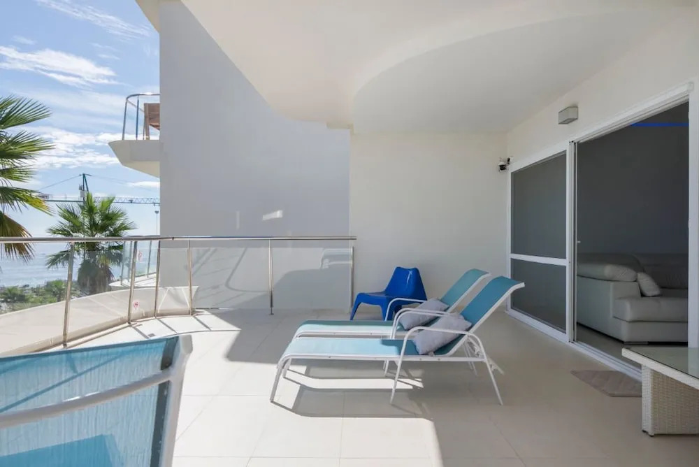 MalagaSuite Luxury Resort Higueron Apartment