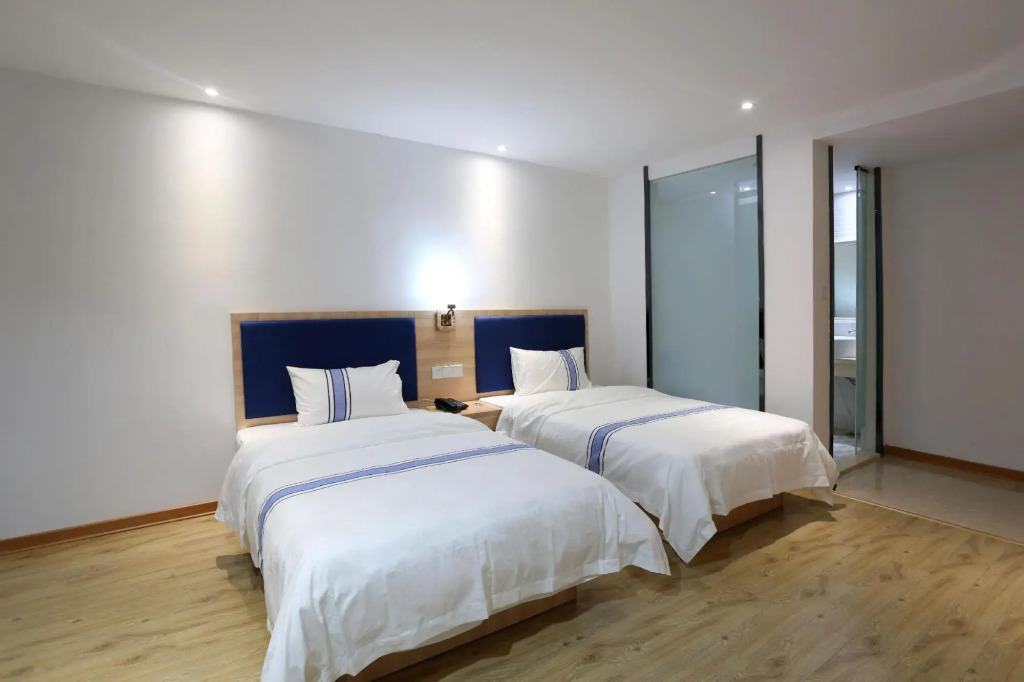 Chongzuo seaside holiday hotel