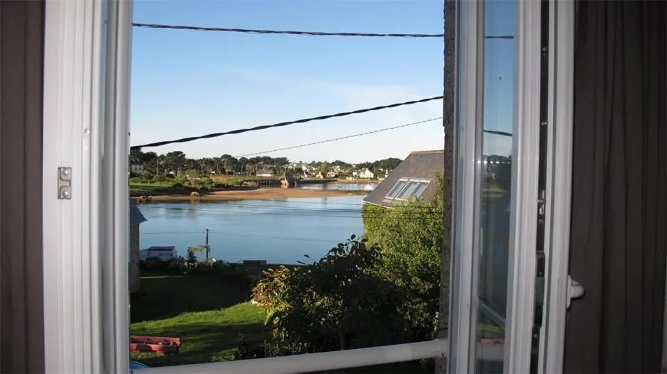 Maison VUE MER 3 étoiles avec WIFI à PLOUMANAC'H - Ref 329