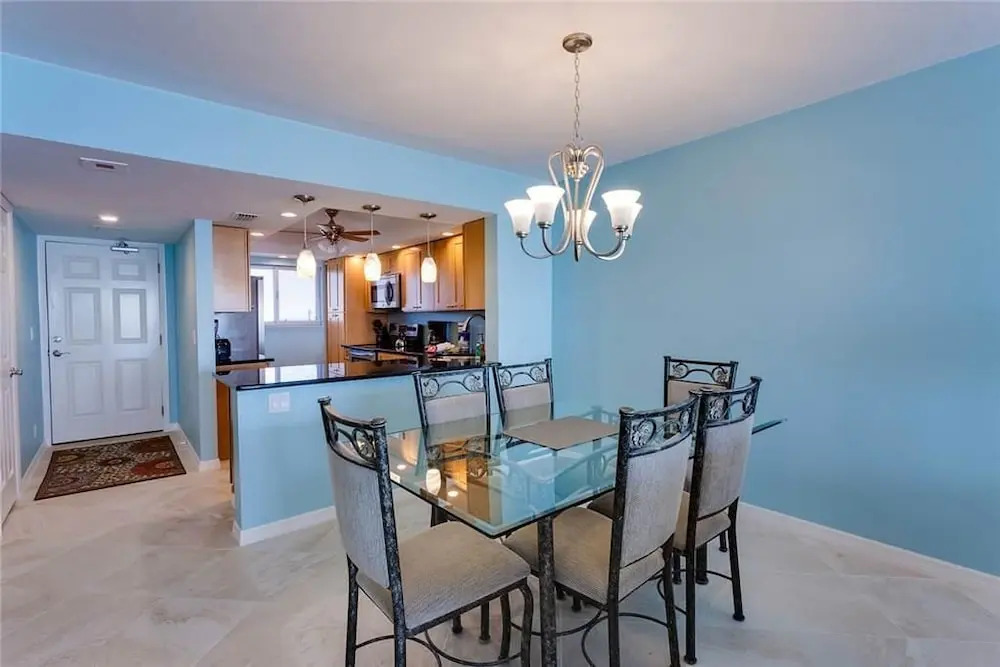 Sun Caper 808 - Two Bedroom Condo